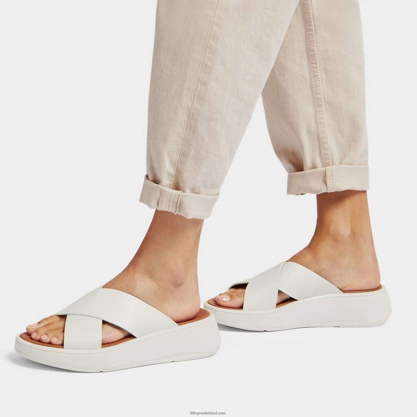 F-mode leren crossslippers met plateauzool vrouwen Fitflop F4BXJ8172 room
