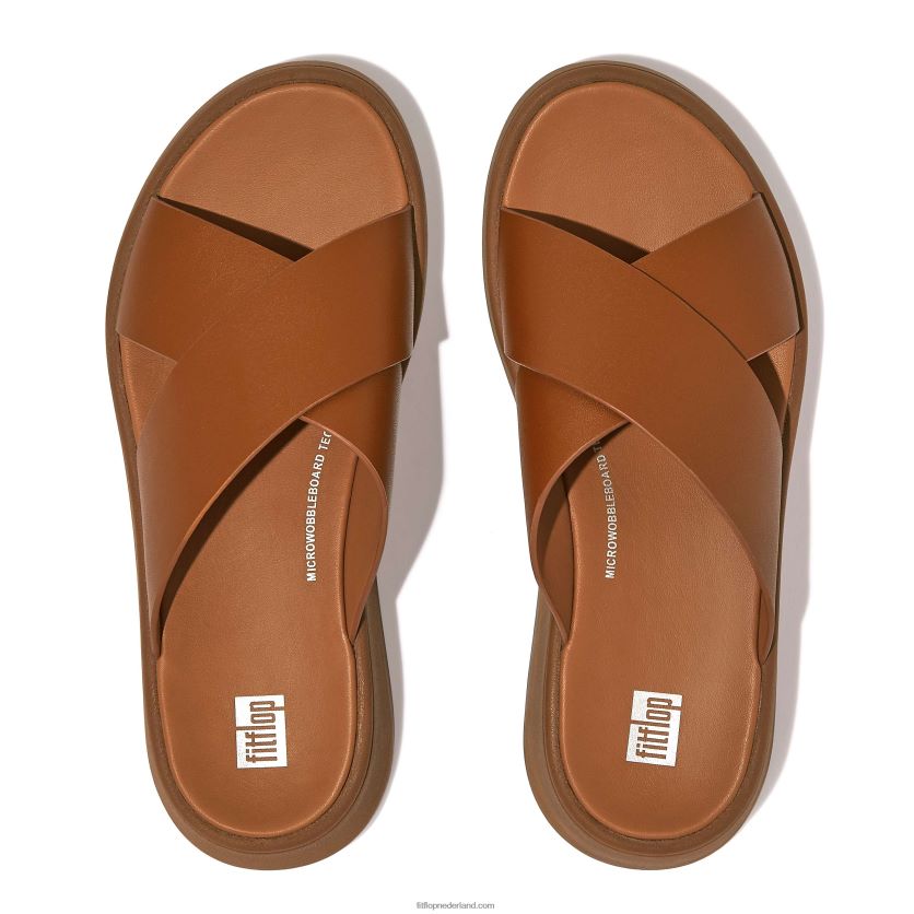 F-mode leren crossslippers met plateauzool vrouwen Fitflop F4BXJ8173 lichte tint